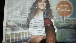 [Kapoor Sax Move, Sax Move, Sonam Kapoor] Sonam Kapoor Sax Move HD