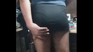 [Flaco, Gay Amateur, Transparentando Calzon] Transparentando Calzon Con Faldita Gay